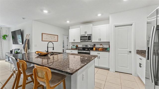2063 OLD PASTURE LANE, Lakeland, FL 33801