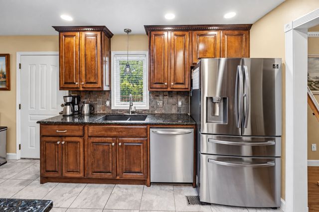 28218 E 6th Street, Catoosa, OK 74015