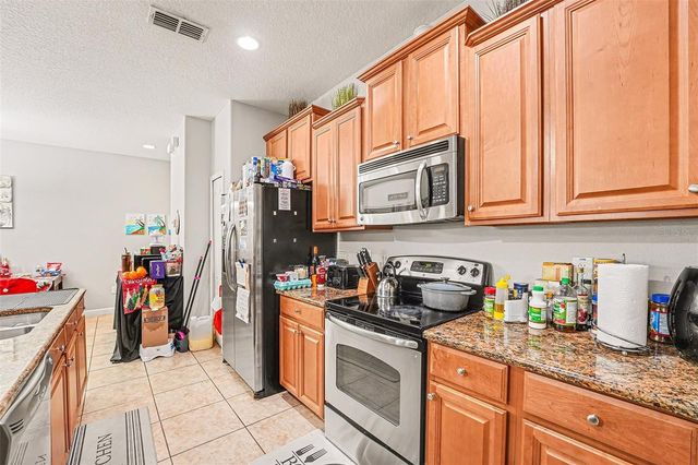 3081 BEACH PALM AVENUE, Kissimmee, FL 34747