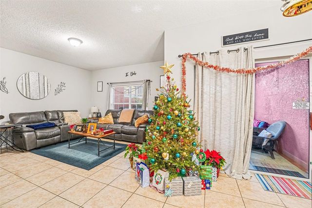 3081 BEACH PALM AVENUE, Kissimmee, FL 34747