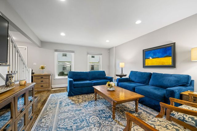 3115 Lake Avenue C, Wilmette, IL 60091