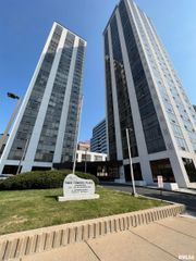 125 SW JEFFERSON Avenue W20NE(B), Peoria, IL 61602