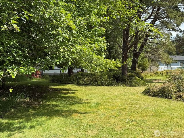 1305 322nd Place, Ocean Park, WA 98640