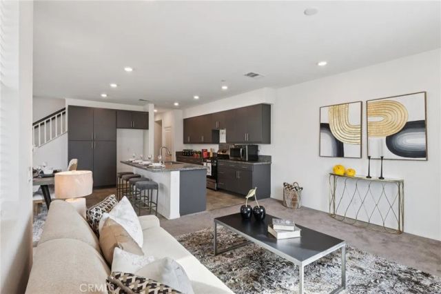 15280 Horizon 2, Fontana, CA 92336