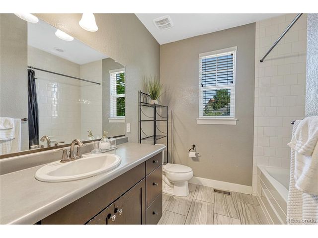 1955 S Danube Way, Aurora, CO 80013