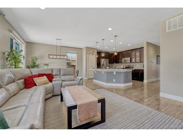 1955 S Danube Way, Aurora, CO 80013