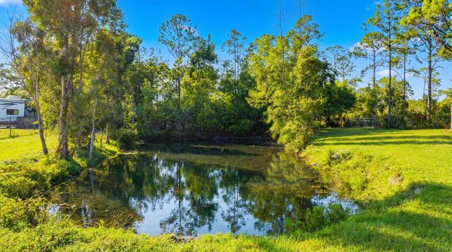 17830 49th Street N, Loxahatchee, FL 33470