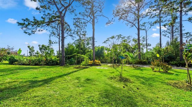 17830 49th Street N, Loxahatchee, FL 33470