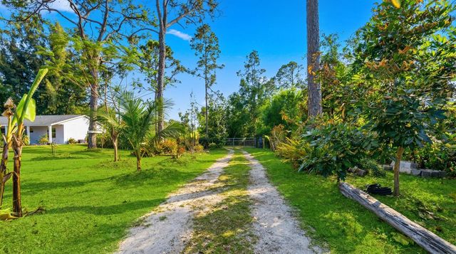 17830 49th Street N, Loxahatchee, FL 33470