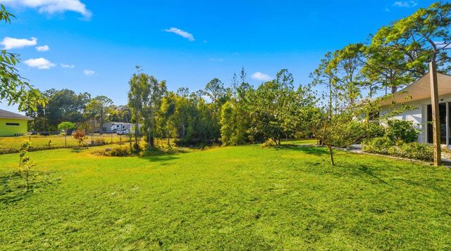 17830 49th Street N, Loxahatchee, FL 33470