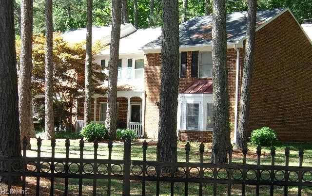 20 Corwin CIR, Hampton, VA 23666