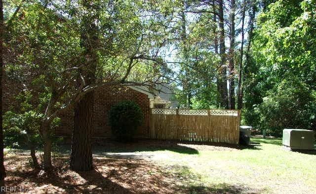 20 Corwin CIR, Hampton, VA 23666