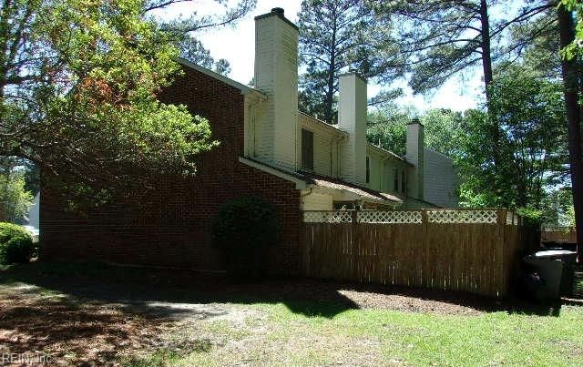 20 Corwin CIR, Hampton, VA 23666
