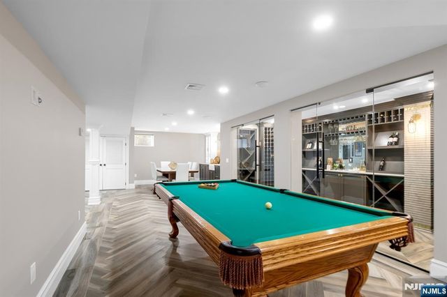 7 Brookside Drive, Upper Saddle River, NJ 07458