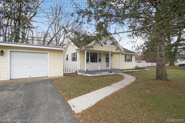 40220 Harris Road, Belleville, MI 48111