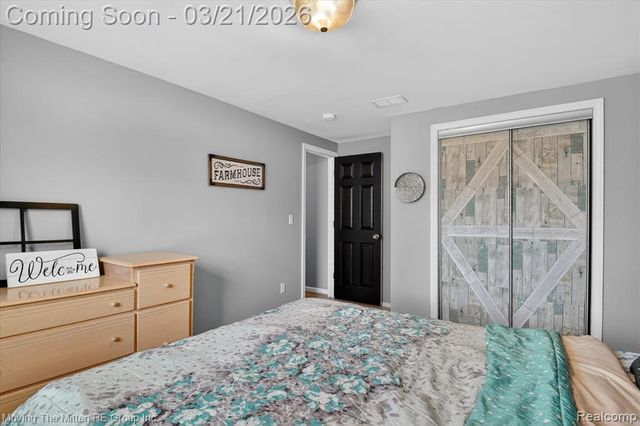 40220 Harris Road, Belleville, MI 48111