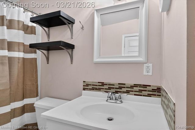 40220 Harris Road, Belleville, MI 48111