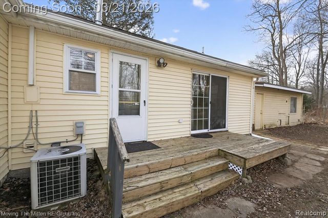 40220 Harris Road, Belleville, MI 48111