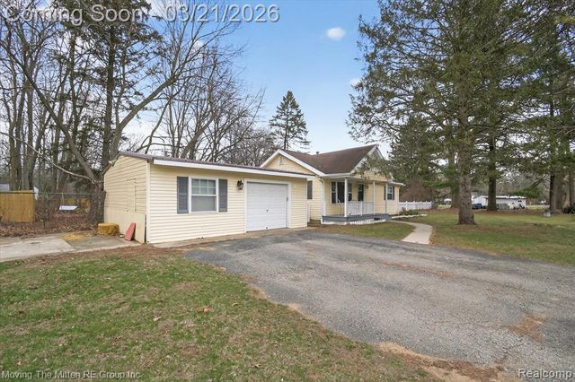40220 Harris Road, Belleville, MI 48111