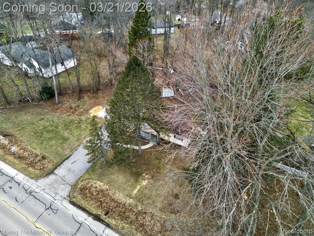 40220 Harris Road, Belleville, MI 48111