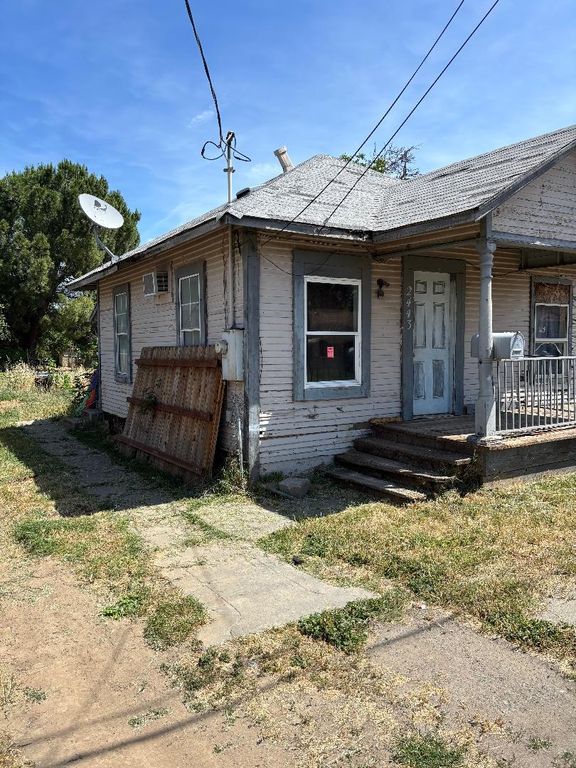 2443 Date St, Live Oak, CA 95953