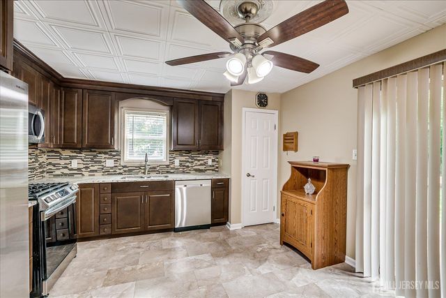 73-81 Mariners Court, Plainfield, NJ 07063