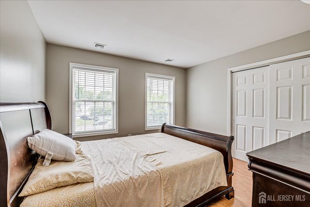 73-81 Mariners Court, Plainfield, NJ 07063