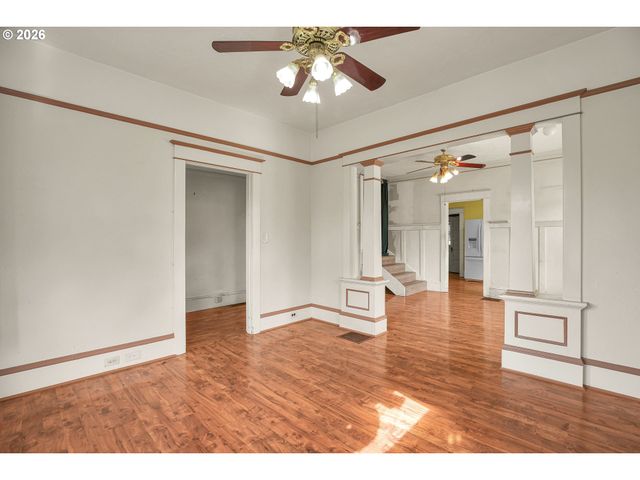 5636 N DELAWARE Ave, Portland, OR 97217