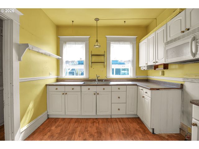 5636 N DELAWARE Ave, Portland, OR 97217