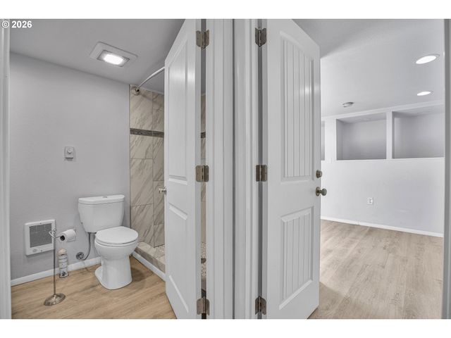 5636 N DELAWARE Ave, Portland, OR 97217