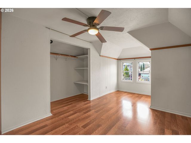 5636 N DELAWARE Ave, Portland, OR 97217