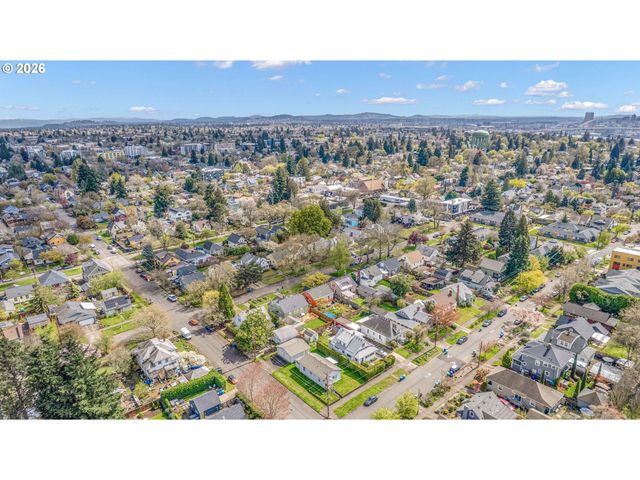 5636 N DELAWARE Ave, Portland, OR 97217