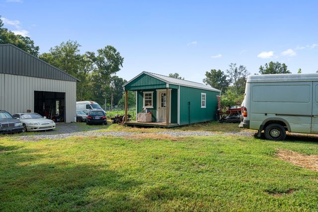2639 Eugene Reed Rd, Woodbury, TN 37190