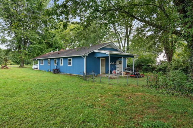 2639 Eugene Reed Rd, Woodbury, TN 37190