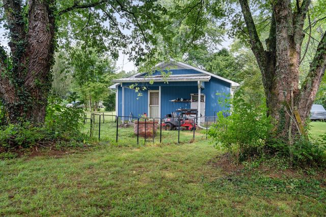 2639 Eugene Reed Rd, Woodbury, TN 37190