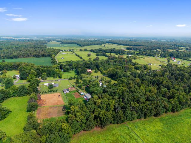 2639 Eugene Reed Rd, Woodbury, TN 37190