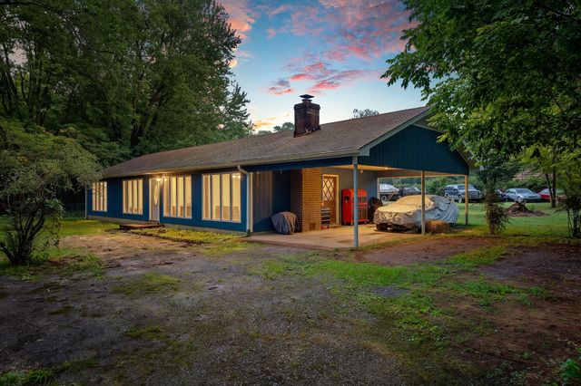 2639 Eugene Reed Rd, Woodbury, TN 37190
