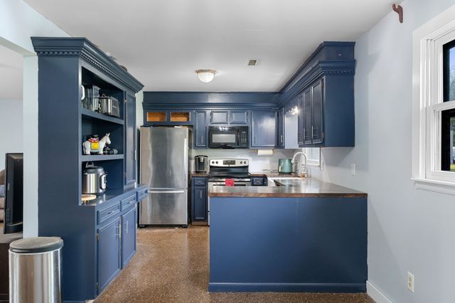 2639 Eugene Reed Rd, Woodbury, TN 37190