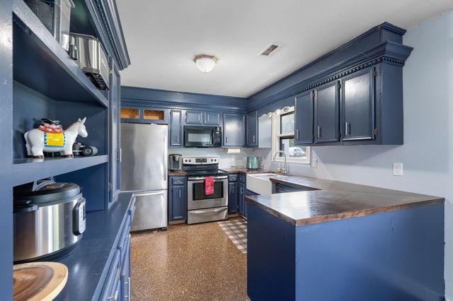 2639 Eugene Reed Rd, Woodbury, TN 37190