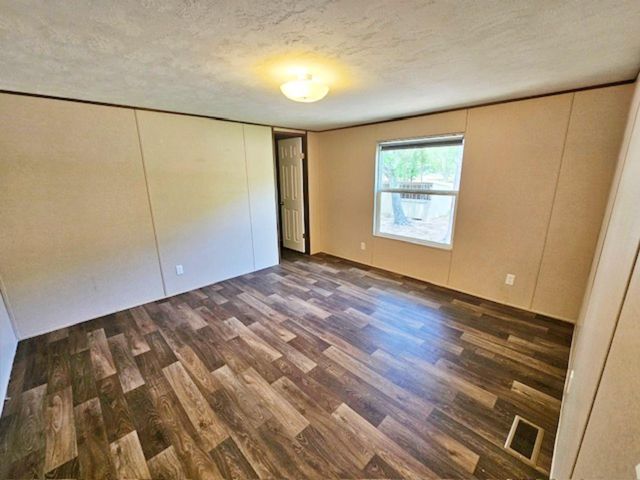 1032 Reeves Road, Garwood, TX 77442