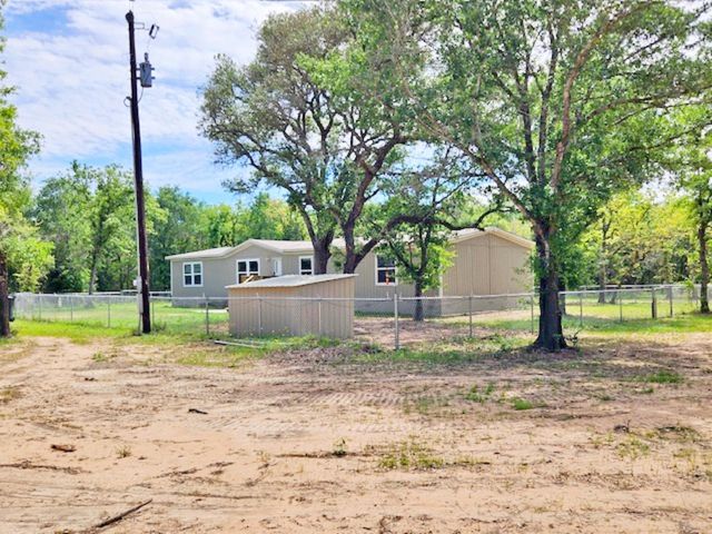 1032 Reeves Road, Garwood, TX 77442