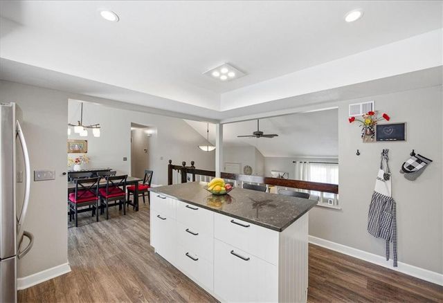 7805 W 114 Terrace, Overland Park, KS 66210