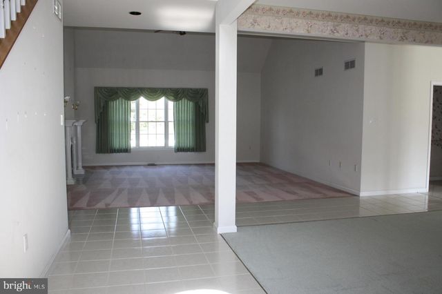 70 DERBYSHIRE DRIVE, Carlisle, PA 17015