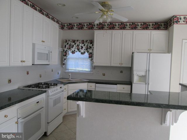 70 DERBYSHIRE DRIVE, Carlisle, PA 17015