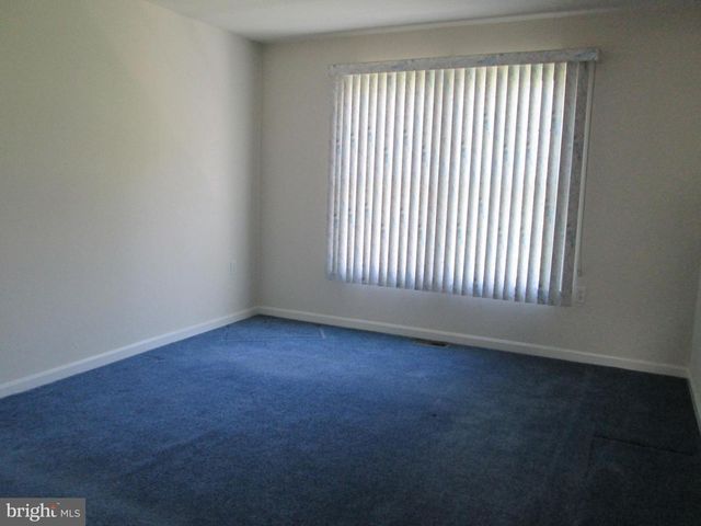 70 DERBYSHIRE DRIVE, Carlisle, PA 17015