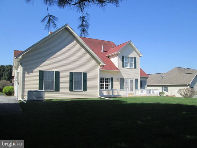 70 DERBYSHIRE DRIVE, Carlisle, PA 17015