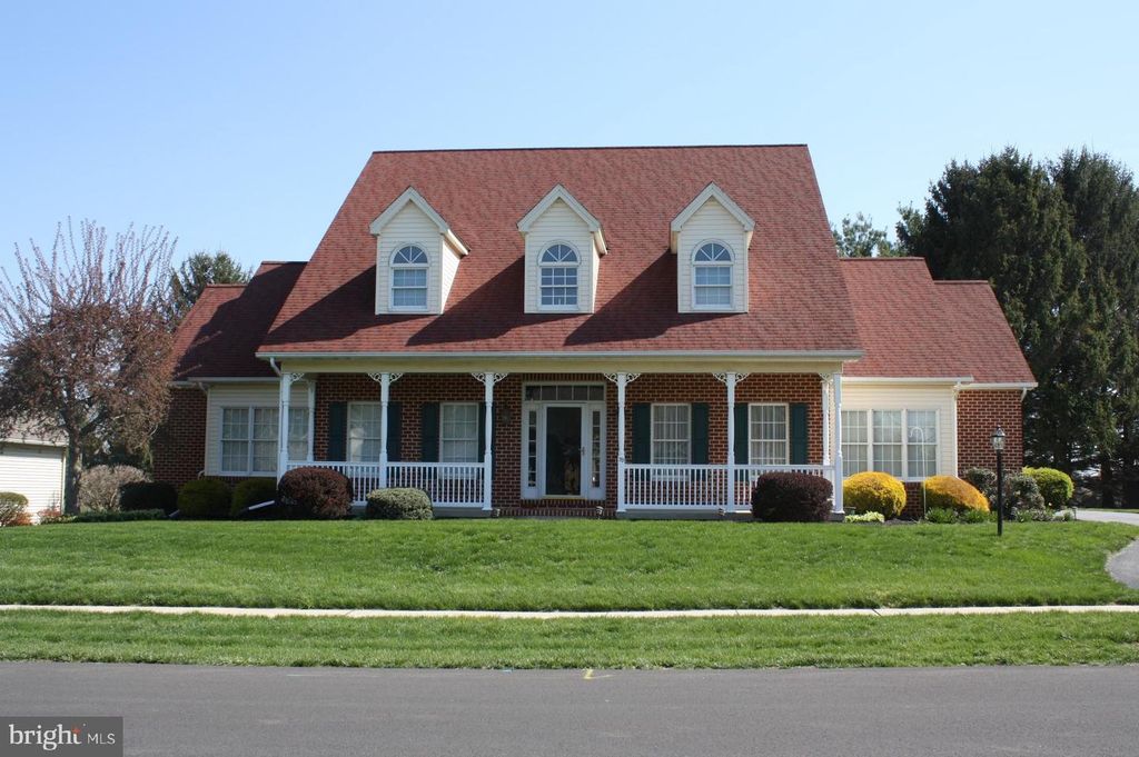 70 DERBYSHIRE DRIVE, Carlisle, PA 17015