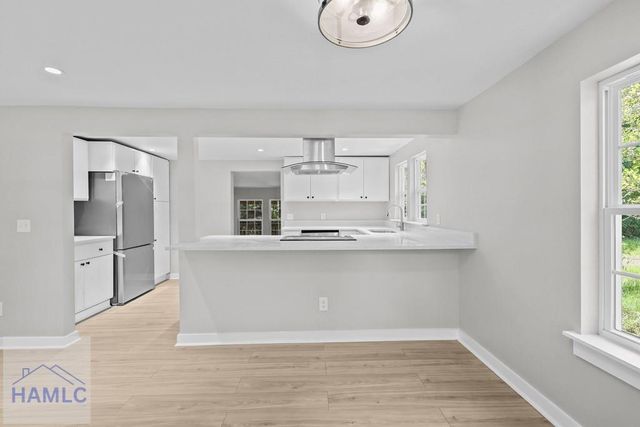 2154 Black Road, Darien, GA 31305