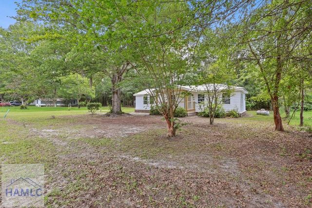 2154 Black Road, Darien, GA 31305