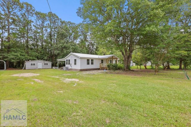 2154 Black Road, Darien, GA 31305